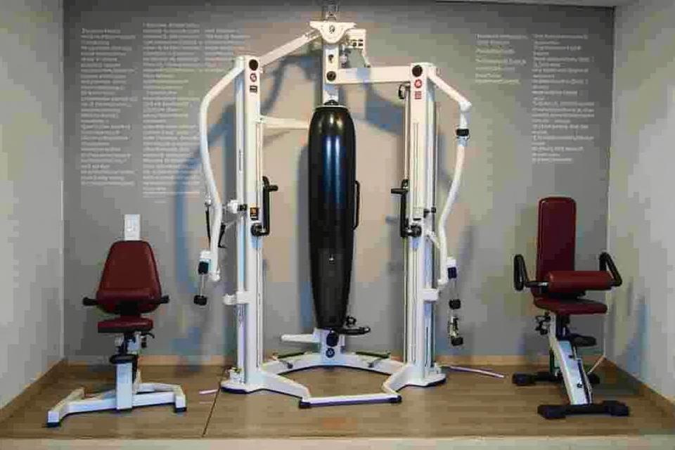 Fitness equipment display